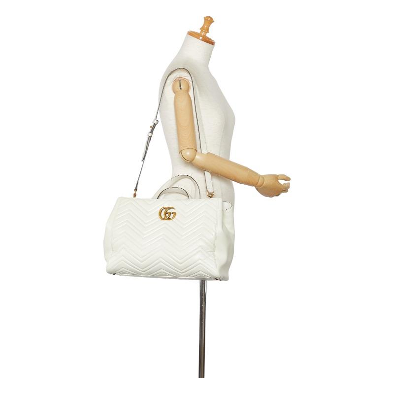 GUCCI グッチ GGマーモント キルティング ミディアム