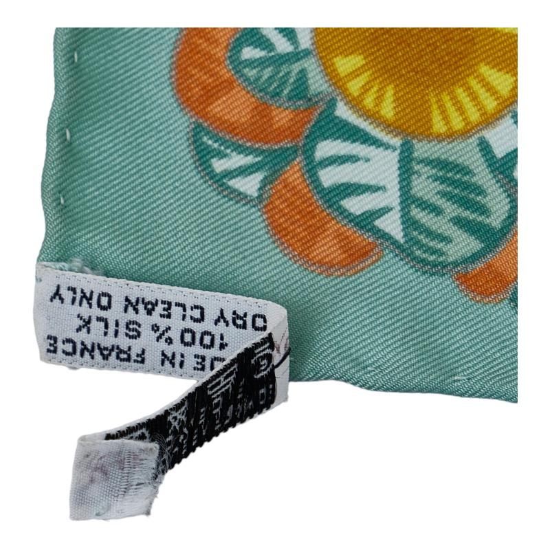 HERMES エルメス カレ90 ARMETS en PANACHE 羽飾りの騎兵兜 HERMES エルメス カレ90 ARMETS en PANACHE 羽飾りの騎兵兜