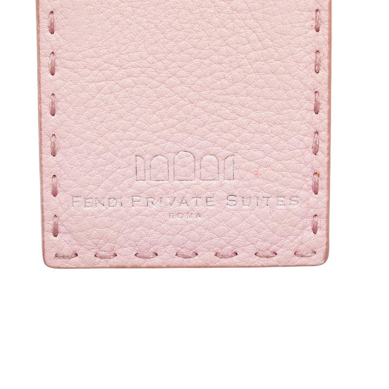 FENDI（フェンディ） プライベート スイーツ ロゴ型押し ステッチ パス