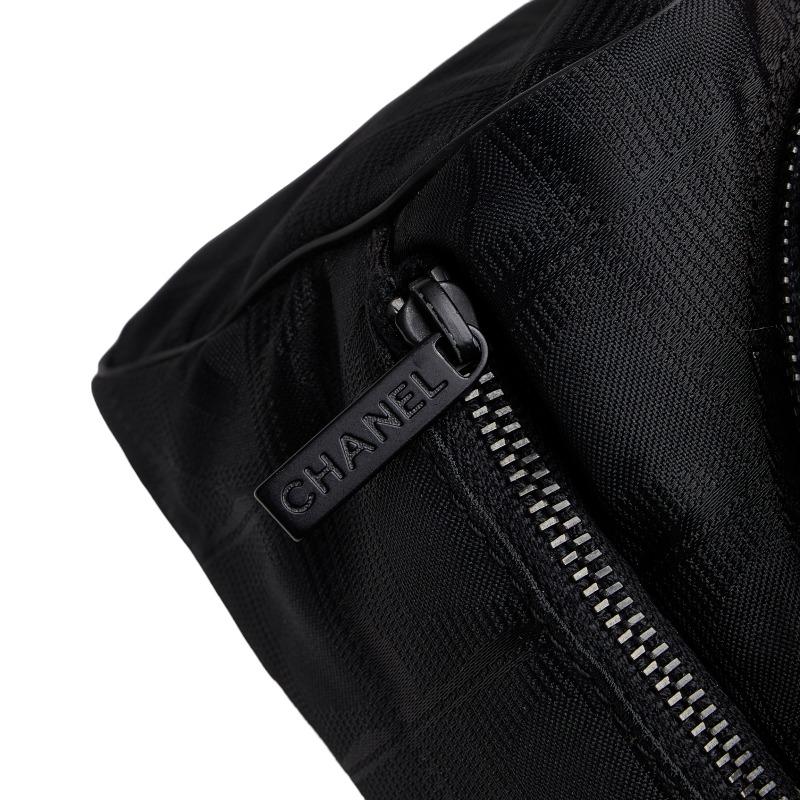 CHANEL（シャネル） ニュートラベルライン バニティバッグ