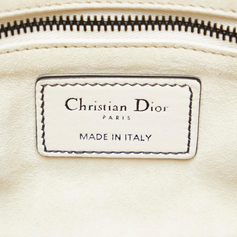 Christian Dior カナージュ スタッズ ショルダーバッグ 白 極美品】定価92万 Christian Dior ディオール レディディオール