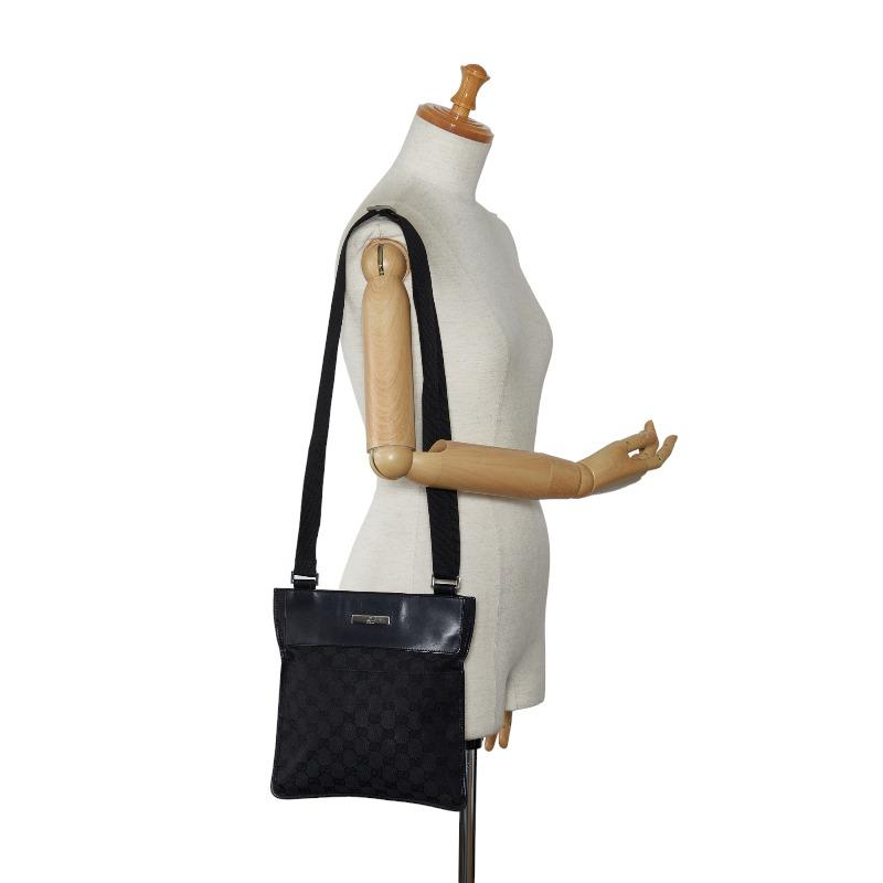 グッチ GUCCI ショルダーバッグ バッグ キャンバス レザー レディース ブラック系 27639 【中古】 GUCCI（グッチ） GGキャンバス 斜め掛け ショルダーバッグ 27639