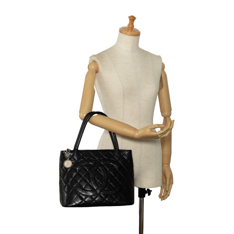 CHANEL（シャネル） 復刻トート ココマーク トートバッグ ブラック