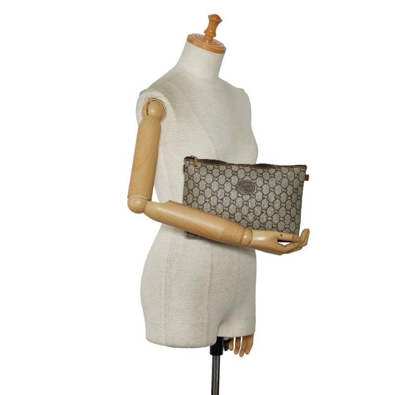グッチ　ブランド　ブラウン　クラッチバッグ　PLUS セカンドバッグ　GG GUCCI グッチ GGプラス クラッチバッグ セカンドバッグ ベージュ