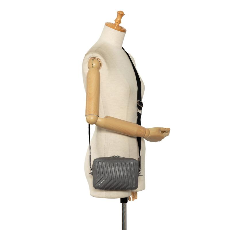 BALENCIAGA バレンシアガ CAR カー カメラバッグ ショルダー BALENCIAGA バレンシアガ CAR カー カメラバッグ ショルダー