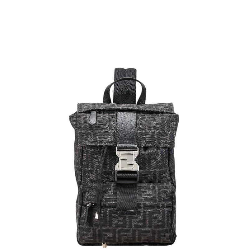 FENDI ボディバッグ ズッカ フェンディネス ナイロン×レザー ブラック A FENDI ボディバッグ ズッカ フェンディネス ナイロン×レザー ブラック