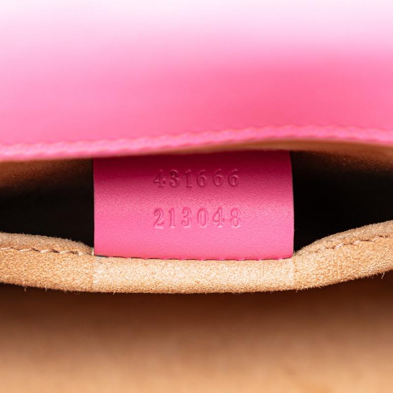 GUCCI（グッチ） シェリーライン シルヴィ ミニ 斜め掛け チェーン