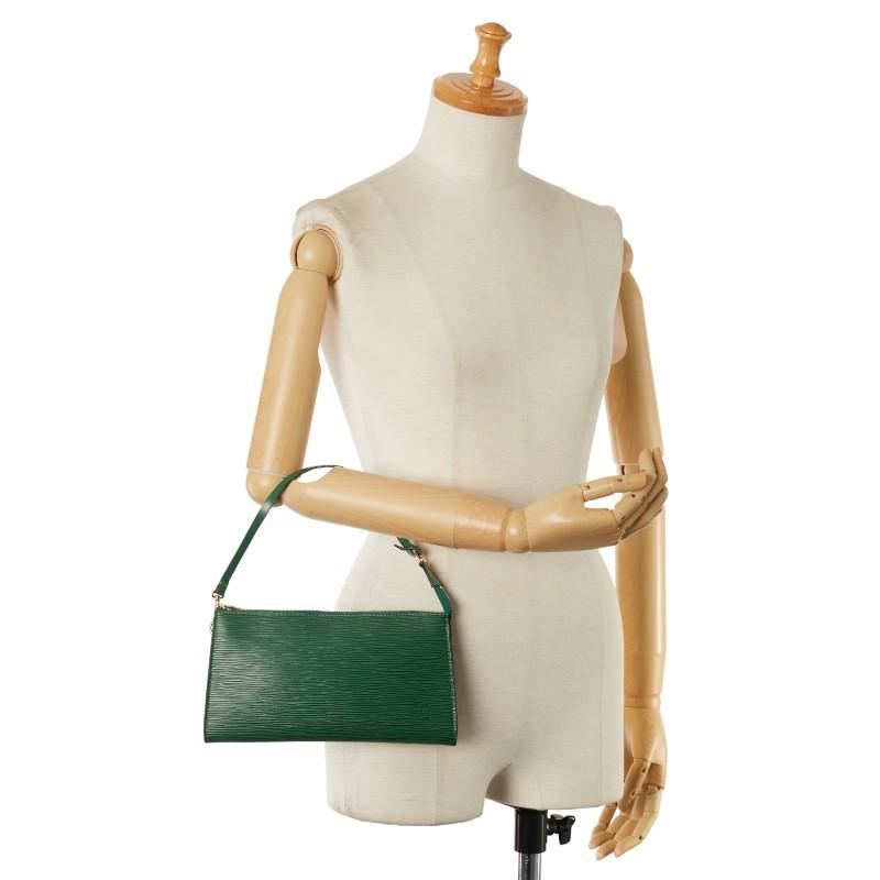 LOUIS VUITTON（ルイ・ヴィトン） ルイ ヴィトン エピ ポシェット