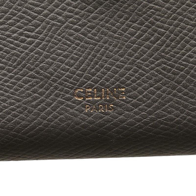CELINE セリーヌ ラージ ストラップウォレット 長財布 グレー CELINE セリーヌ ラージ ストラップウォレット 長財布 グレー