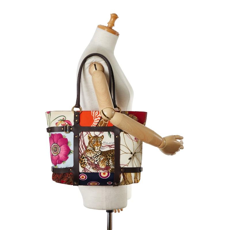 サルヴァトーレフェラガモ アニマルプリント トートバッグ