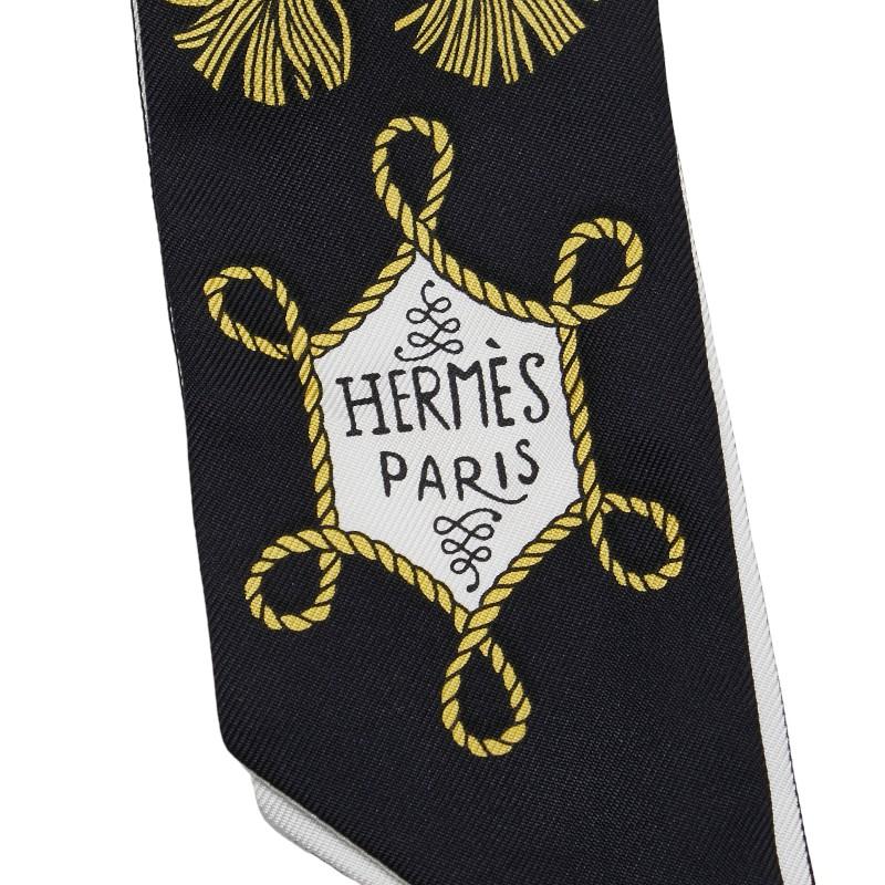 HERMES エルメス ツイリー Galons et Brandebourgs 飾緒と HERMES エルメス ツイリー Galons et Brandebourgs 飾緒と