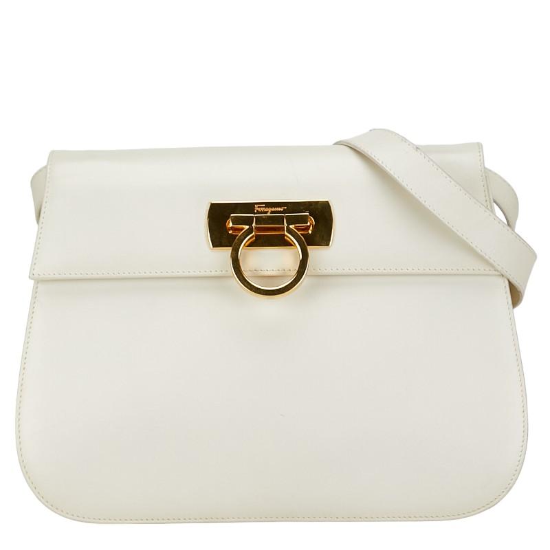 Salvatore Ferragamo ホワイト レザー ショルダーバッグ