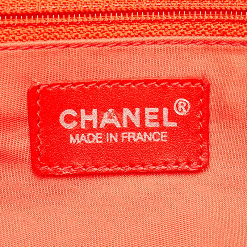 CHANEL（シャネル） ニュートラベルライン トートMM ハンドバッグ