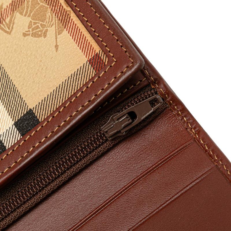 バーバリー ノバチェック シャドーホース 三つ折り財布 長財布 