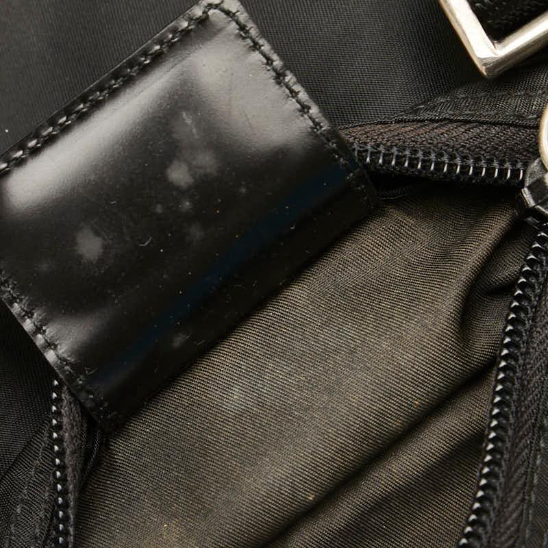 PRADA プラダ 三角ロゴプレート サコッシュ ショルダーバッグ PRADA プラダ 三角ロゴプレート サコッシュ ショルダーバッグ