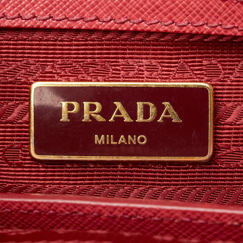 PRADA（プラダ） 三角ロゴプレート サフィアーノ ハンドバッグ