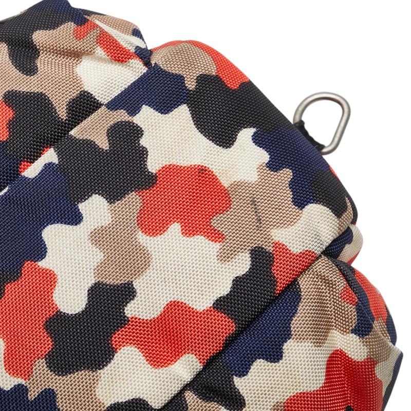 PRADA プラダ 三角ロゴプレート 迷彩 カモ柄 ハンドバッグ PRADA プラダ 三角ロゴプレート 迷彩 カモ柄 ハンドバッグ