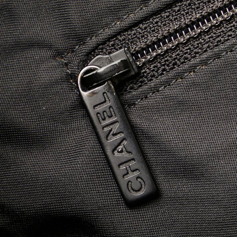 CHANEL（シャネル） ニュートラベルライン トートMM ハンドバッグ