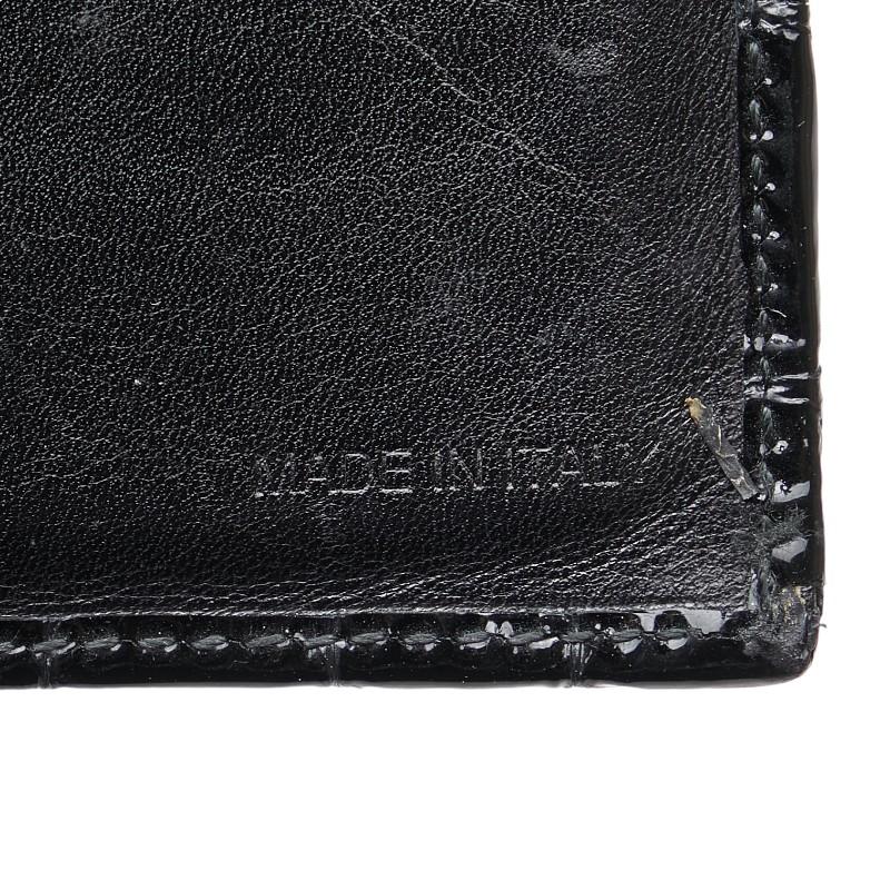 PRADA プラダ クロコ型押し 二つ折り財布 ブラック エナメル PRADA プラダ クロコ型押し 二つ折り財布 ブラック エナメル