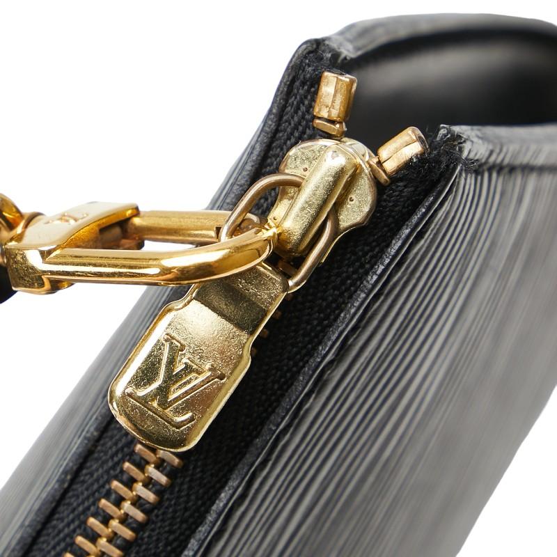 LOUIS VUITTON（ルイ・ヴィトン） ルイ ヴィトン エピ ポシェット
