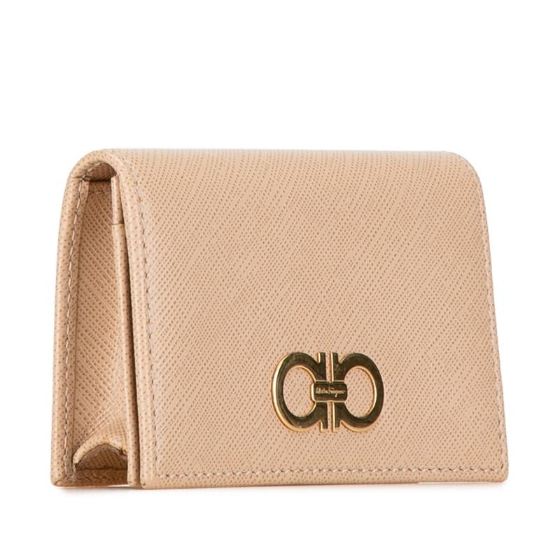 Salvatore Ferragamo カードケース名刺入れ ピンクベージュ FERRAGAMO フェラガモ カードケース ガンチーニ 220404 762966