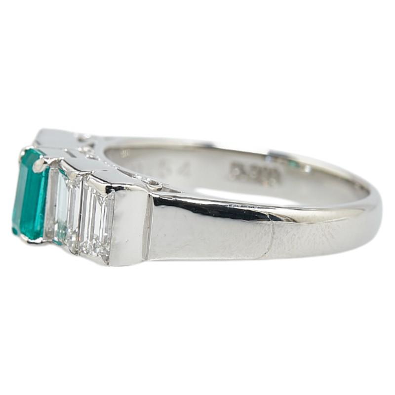 Pt900 プラチナ エメラルド0.54ct ダイヤ1.20ct リング 指輪 