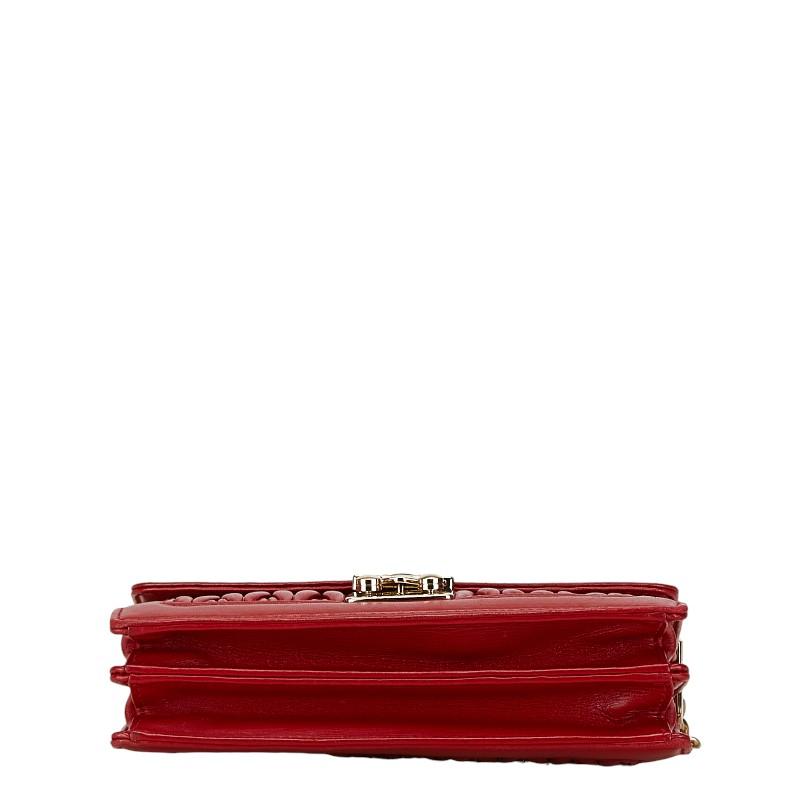 miu ミュウミュウ マテラッセ チェーン ショルダーバッグ レッド miu ミュウミュウ マテラッセ チェーン ショルダーバッグ レッド