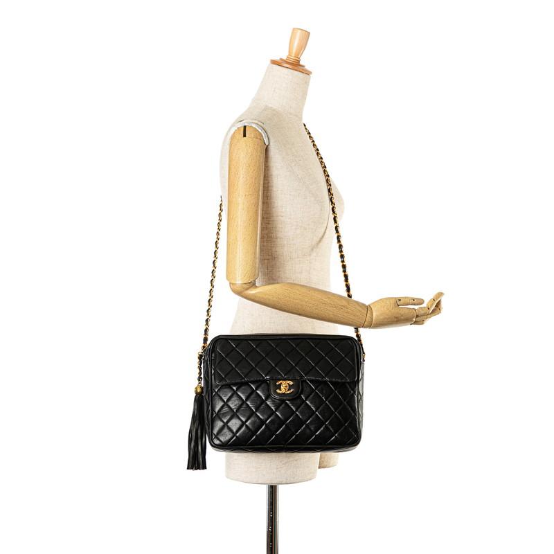 CHANEL（シャネル） マトラッセ ココマーク フリンジ 斜め掛け