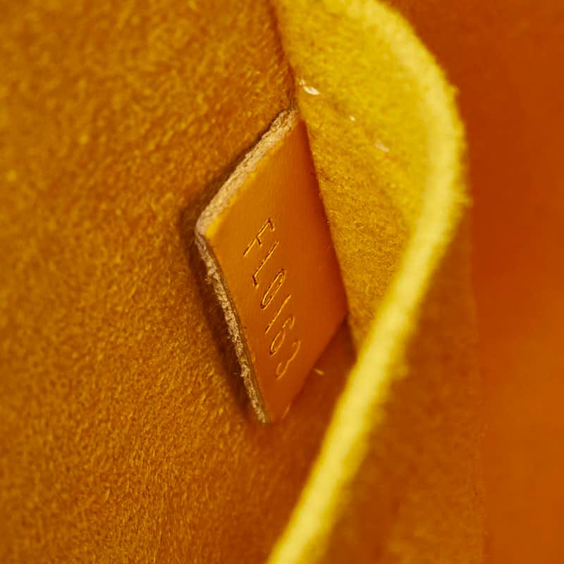LOUIS VUITTON（ルイ・ヴィトン） ルイ ヴィトン エピ アルマBB