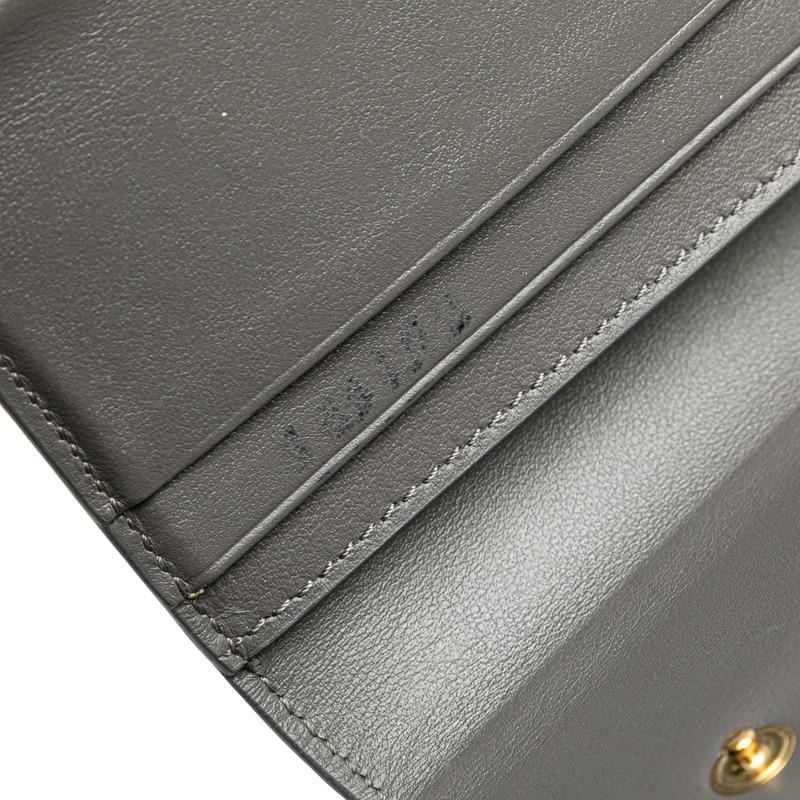 CELINE（セリーヌ） スモール トリフォールドウォレット 三つ折り財布