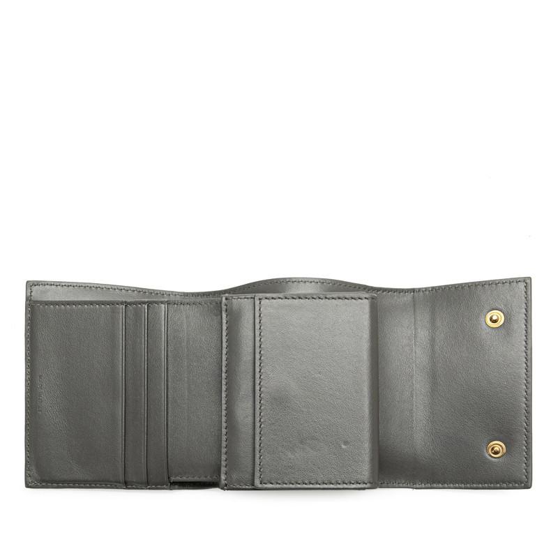 美品 CELINE セリーヌ スモールトリフォールドウォレット 三つ折り グレー CELINE（セリーヌ） スモール トリフォールドウォレット 三つ折り財布