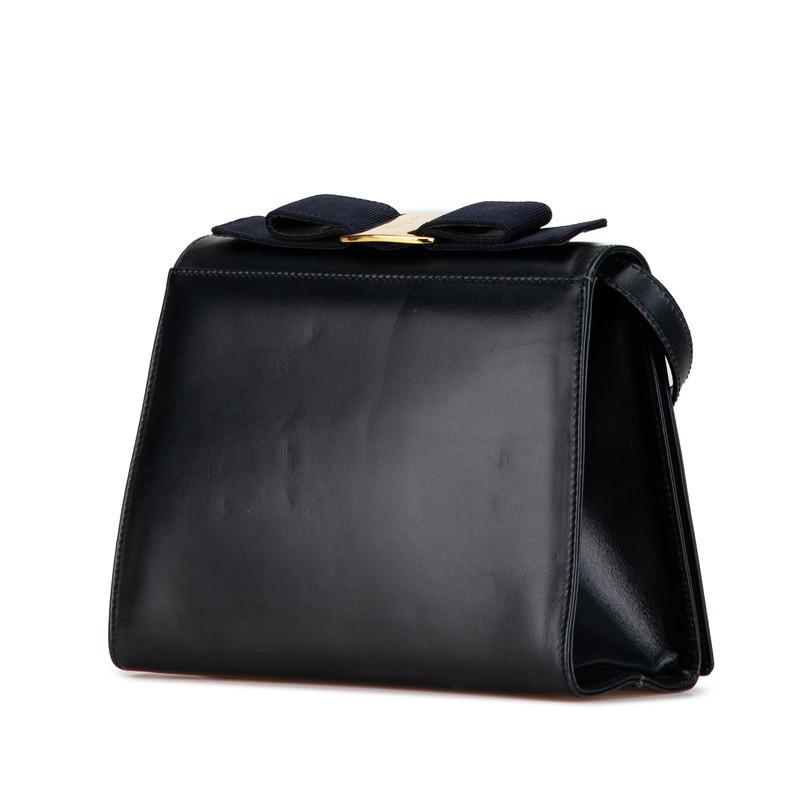 サルヴァトーレフェラガモ ヴァラリボン 斜め掛け ショルダーバッグ  