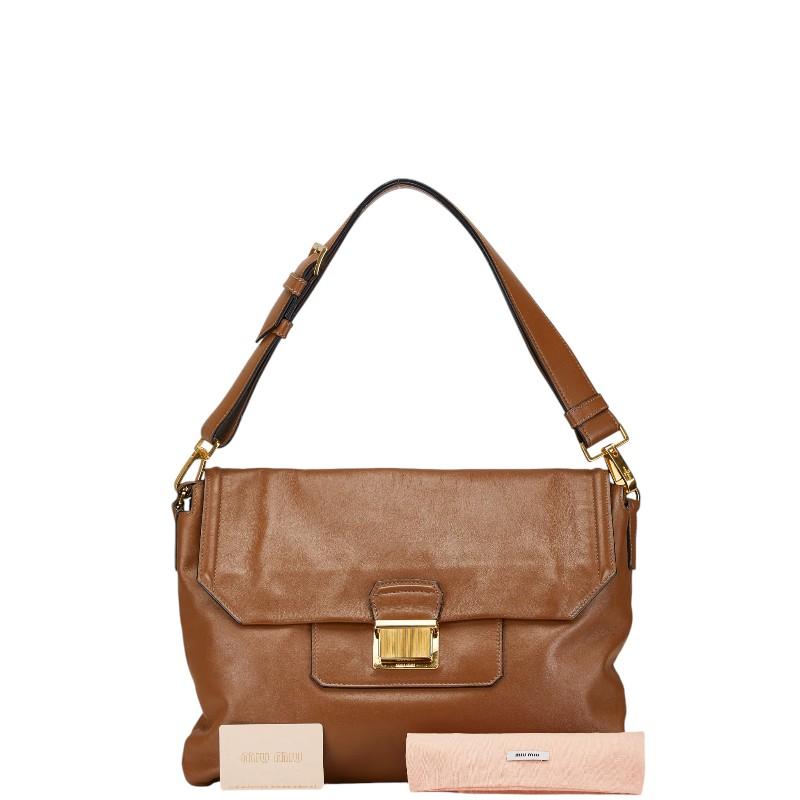miu miu（ミュウミュウ） ショルダーバッグ ブラウン レザー