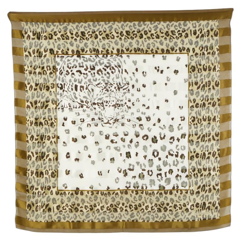 ヴァレンティノ 豹柄 レオパード スカーフ カーキグリーン シルク レディース VALENTINO 【中古】 VALENTINO（ヴァレンティノ） 豹柄 レオパード スカーフ カーキ
