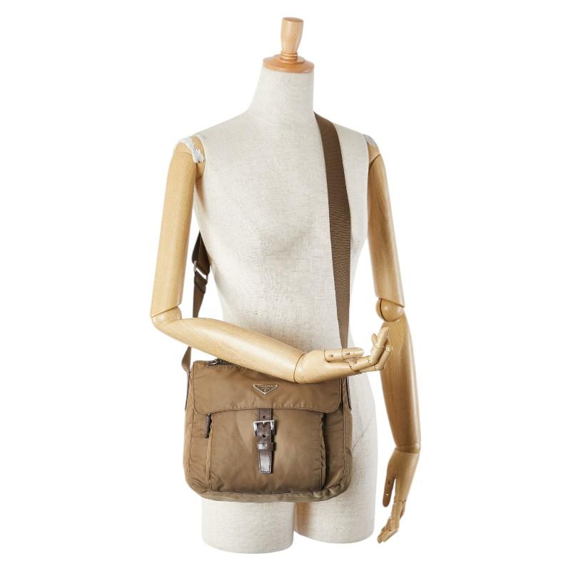 PRADA プラダ ナイロン ハンドバッグ ブラウン 三角ロゴプレート PRADA プラダ 三角ロゴプレート ショルダーバッグ ブラウン