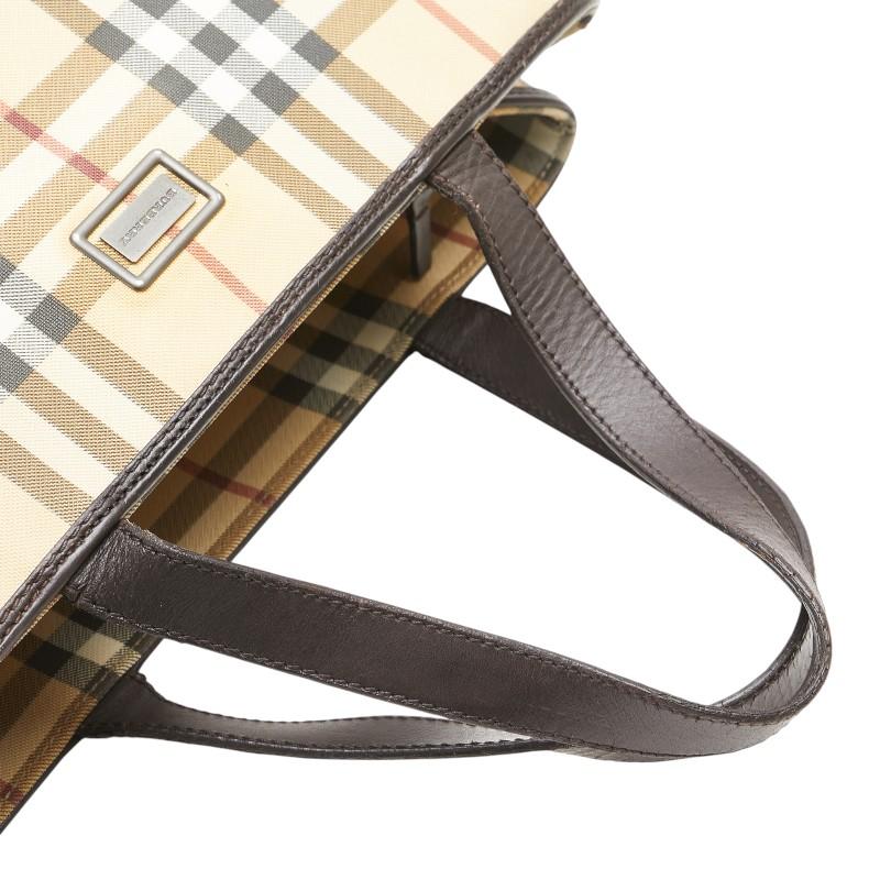 バーバリーロンドン トートバッグ ノバチェック 大容量 A4収納可ベージュPVC バーバリーロンドン トートバッグ ノバチェック 大容量 A4収納可