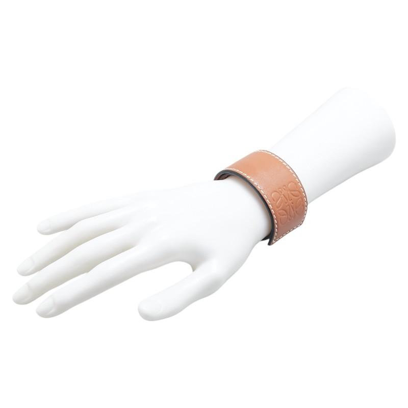 LOEWE ロエベ アナグラム スモールスラップ ブレスレット タン  