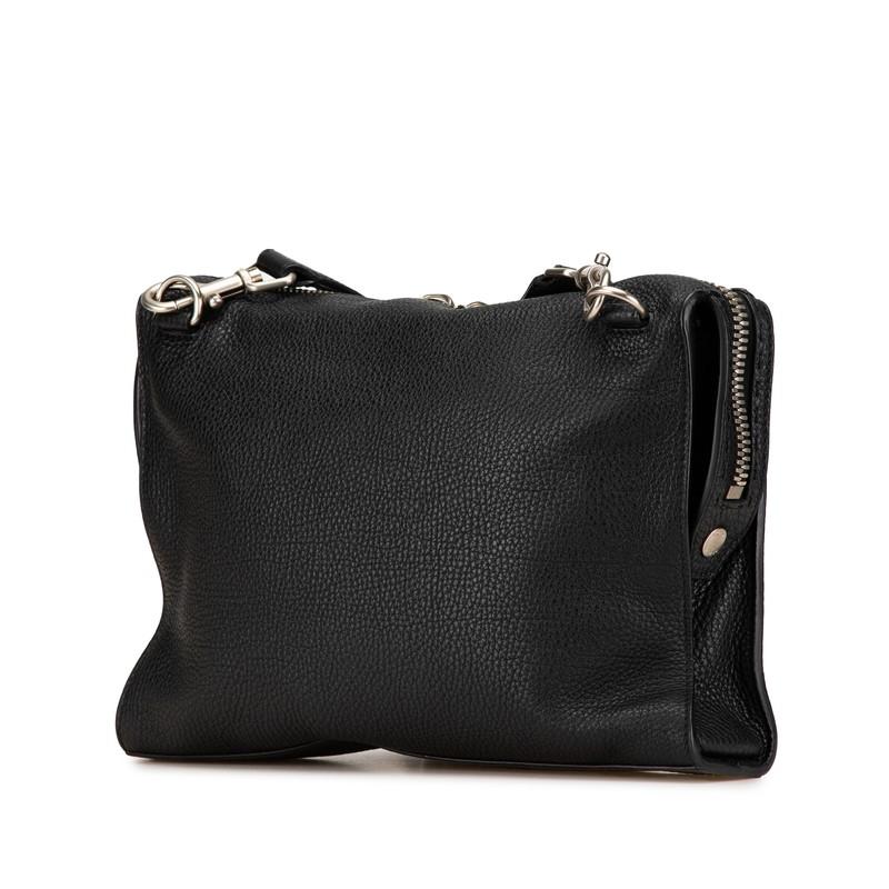 FENDI フェンディ セレリア ショルダーバッグ メッセンジャー FENDI フェンディ セレリア ショルダーバッグ メッセンジャー