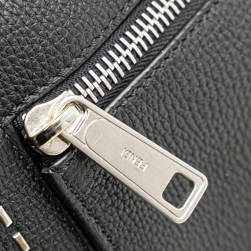 FENDI フェンディ セレリア ショルダーバッグ メッセンジャー FENDI フェンディ セレリア ショルダーバッグ メッセンジャー