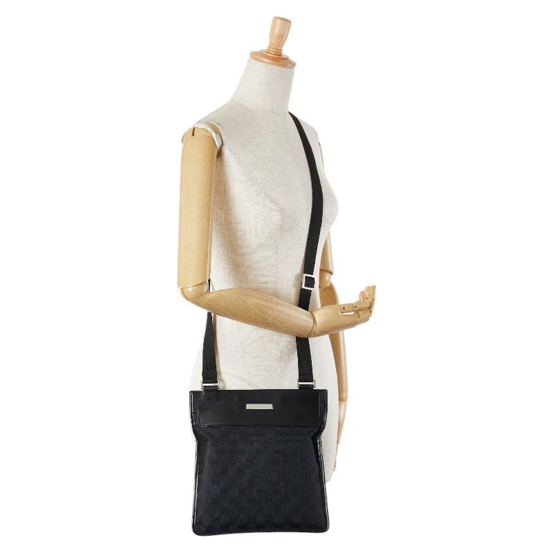 GUCCI グッチ　ショルダーバッグ値段交渉可能！ GUCCI（グッチ） GGキャンバス ショルダーバッグ 019 0343 200047