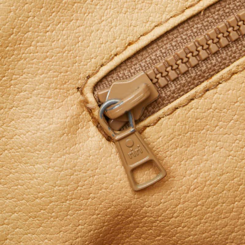 CELINE（セリーヌ） マカダム セカンドバッグ クラッチバッグ ベージュ