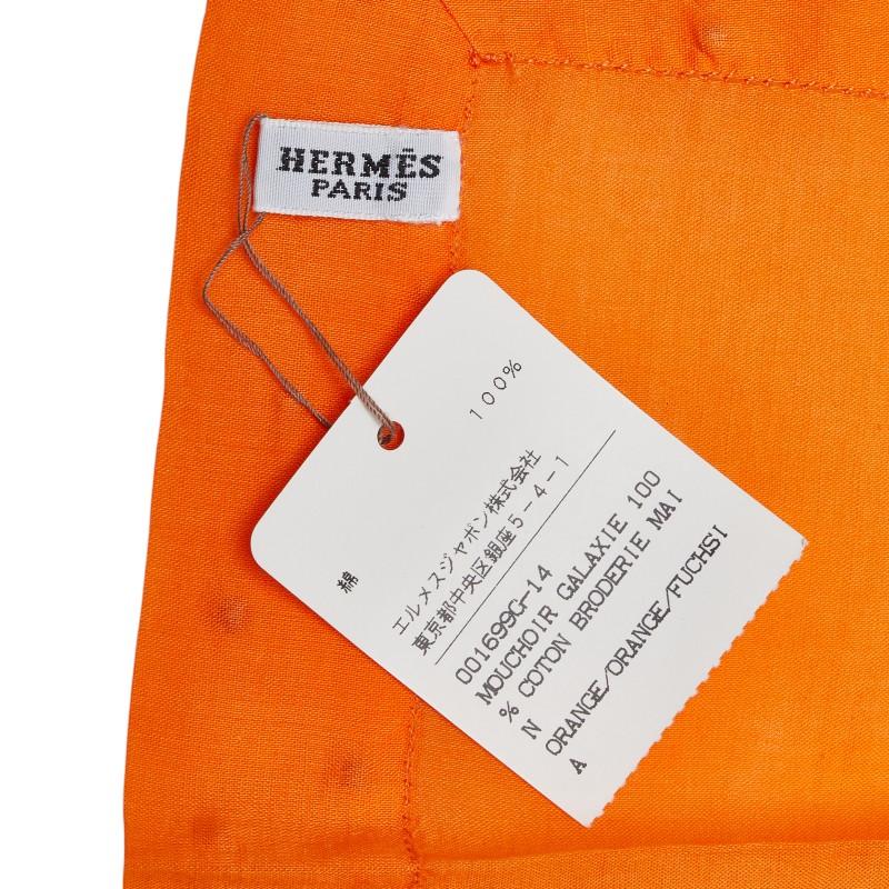 HERMES シルクハンカチ オレンジ HERMÈS シルク ハンカチ オレンジ HERMES(エルメス) ハンカチ美