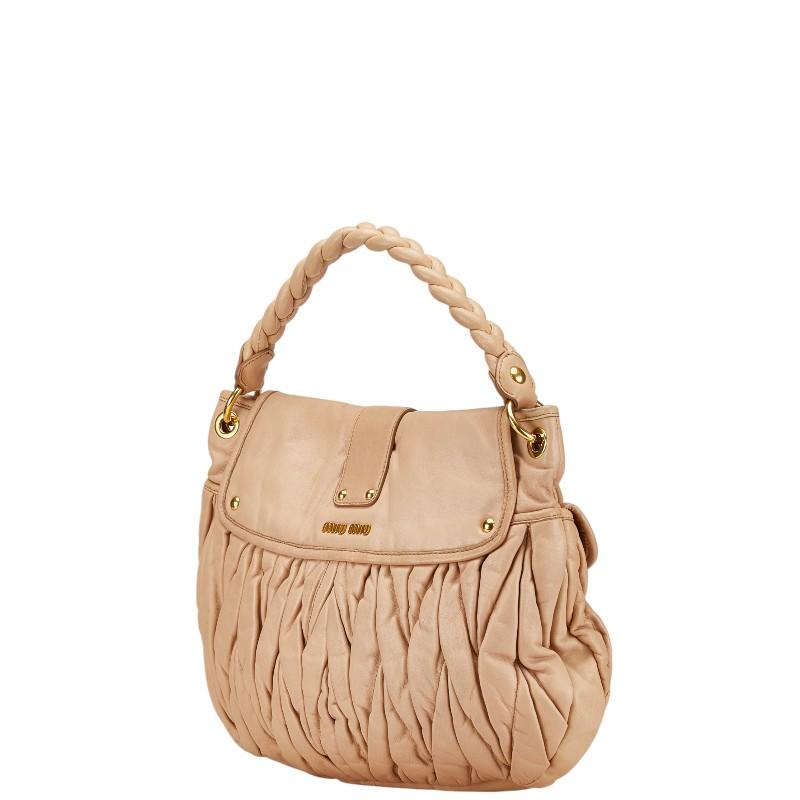 miu ミュウミュウ マテラッセ ハンドバッグ ベージュ レザー miu ミュウミュウ マテラッセ ハンドバッグ ベージュ レザー