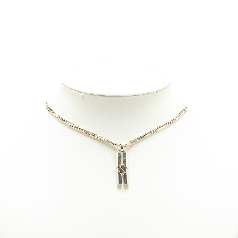 GUCCI グッチ ノットインフィニティ ネックレス SV925 シルバー GUCCI グッチ ノットインフィニティ ネックレス SV925 シルバー