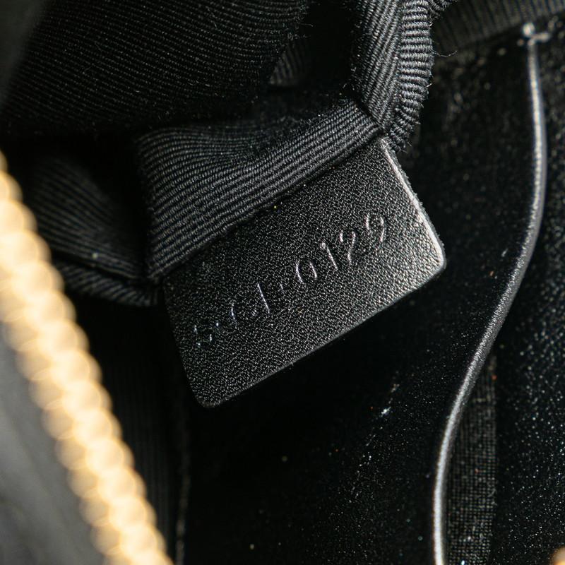 CELINE（セリーヌ） Cチャーム スモール 斜め掛け ショルダーバッグ