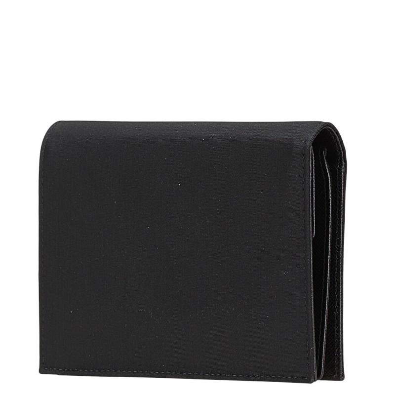 PRADA プラダ 三角ロゴプレート 二つ折り財布 M668 ブラック PRADA プラダ 三角ロゴプレート 二つ折り財布 M668 ブラック