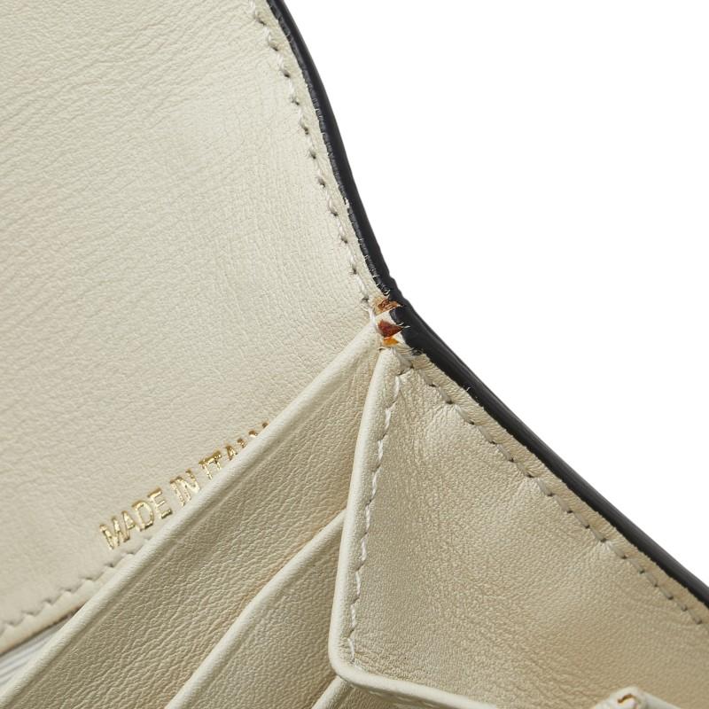 VALENTINO（ヴァレンティノ） ロックスタッズ 長財布 ホワイト レザー