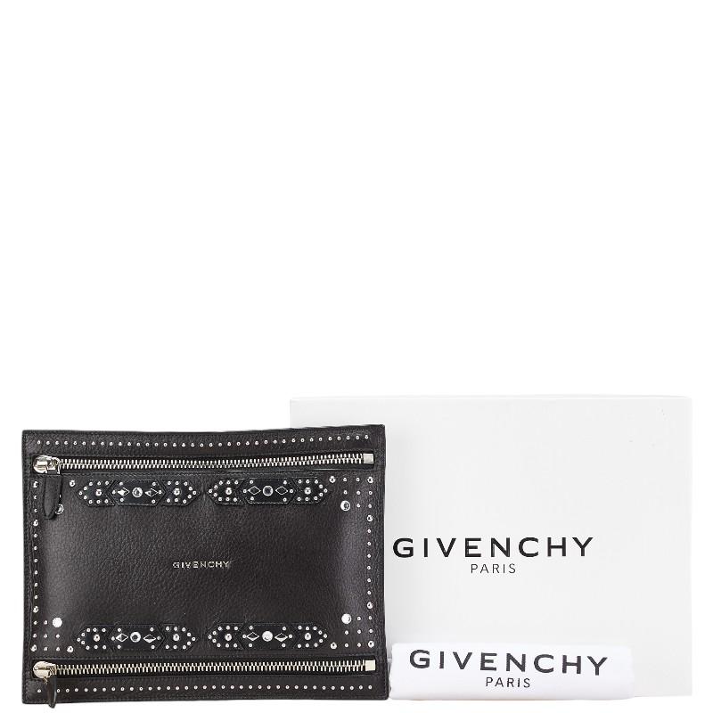美品　GIVENCHY ジバンシーパンドラ　レザー　黒　クラッチバッグ　ポーチ ジバンシー パンドラ スタッズ ビジュー クラッチバッグ