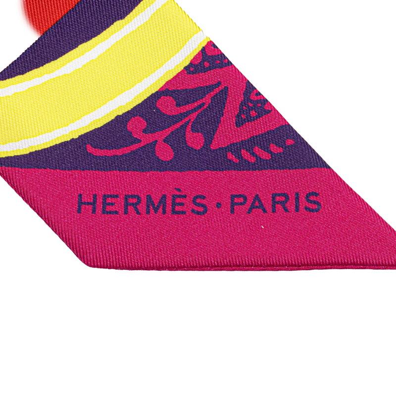 HERMES（エルメス） ツイリー JEU DE SOIE UNIFORME シルクゲーム