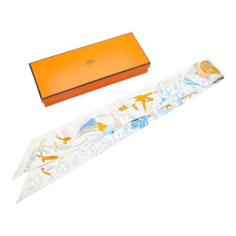 HERMES エルメス ツイリースカーフ Sur Mon Nuage 私の雲 HERMES（エルメス） ツイリー Sur Mon Nuage 私の雲 スカーフ ベージュ